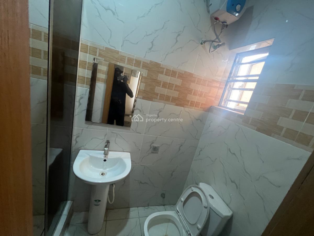 Standard 3 Bedroom Terrace Duplex, Ikota, Lekki, Lagos, Terraced Duplex for Rent