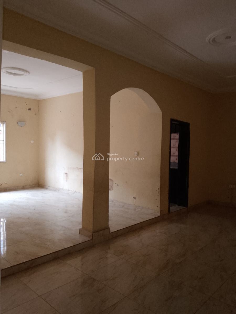 a Spacious 3 Bedroom, Ilaje, Mobil Road, Ajah, Lagos, Flat / Apartment for Rent