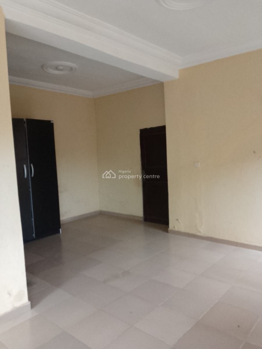 a Spacious 3 Bedroom, Ilaje, Mobil Road, Ajah, Lagos, Flat / Apartment for Rent