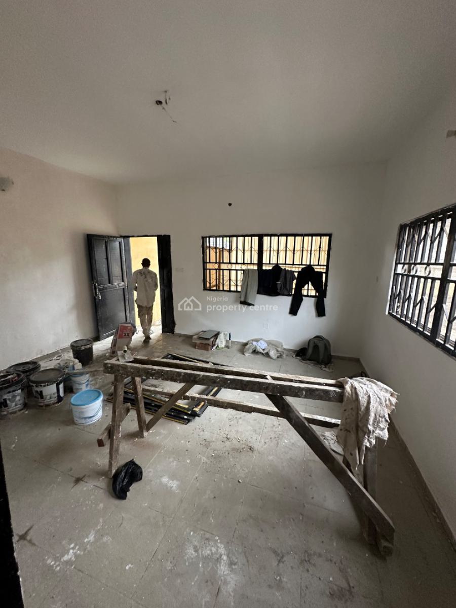 a Standard Room Self Contain Apartment in a Secured Environment, 6th Avenue, Before Galadima Gate, Gwarinpa, Abuja, Self Contain (single Rooms) for Rent