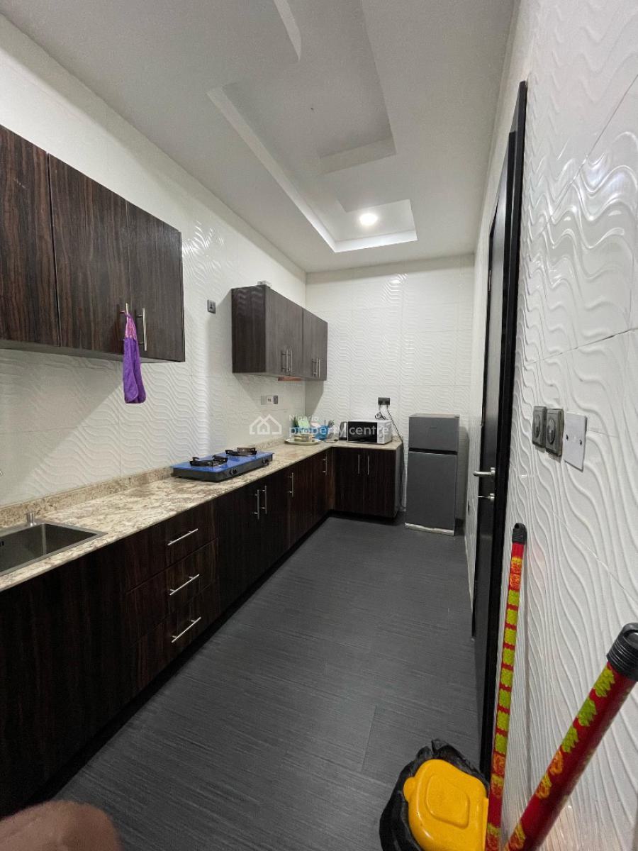 Luxury New 2 Bed with Ps5 , Board/dart Games and Two Balconies., Ikeja Gra, Ikeja, Lagos, Flat / Apartment Short Let