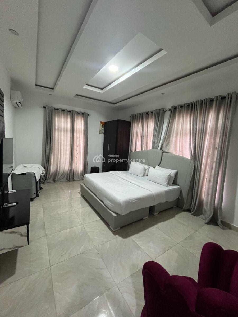 Luxury New 2 Bed with Ps5 , Board/dart Games and Two Balconies., Ikeja Gra, Ikeja, Lagos, Flat / Apartment Short Let
