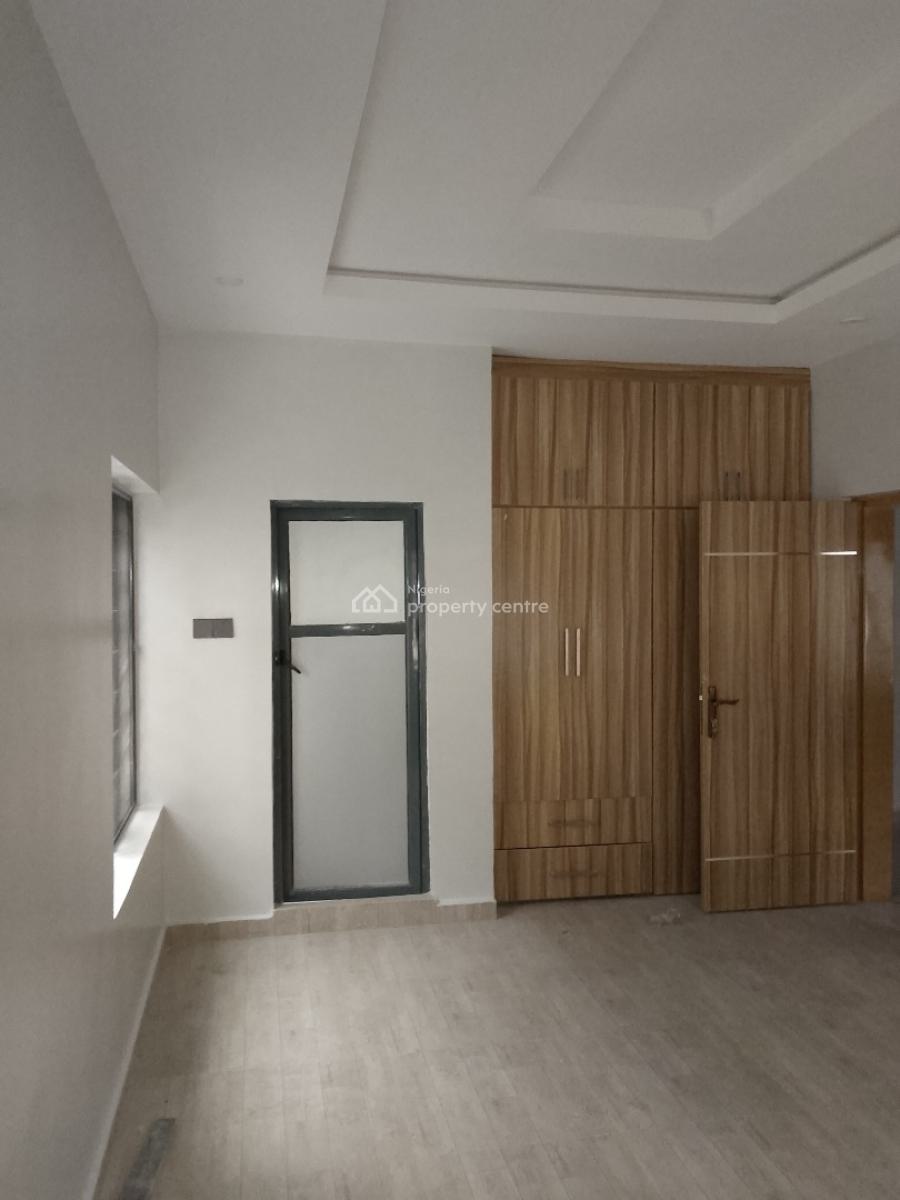 Massive 2bedroom Flat Upstairs, Greenwood Estate Opposite Corona School, Sangotedo, Ajah, Lagos, Flat / Apartment for Rent