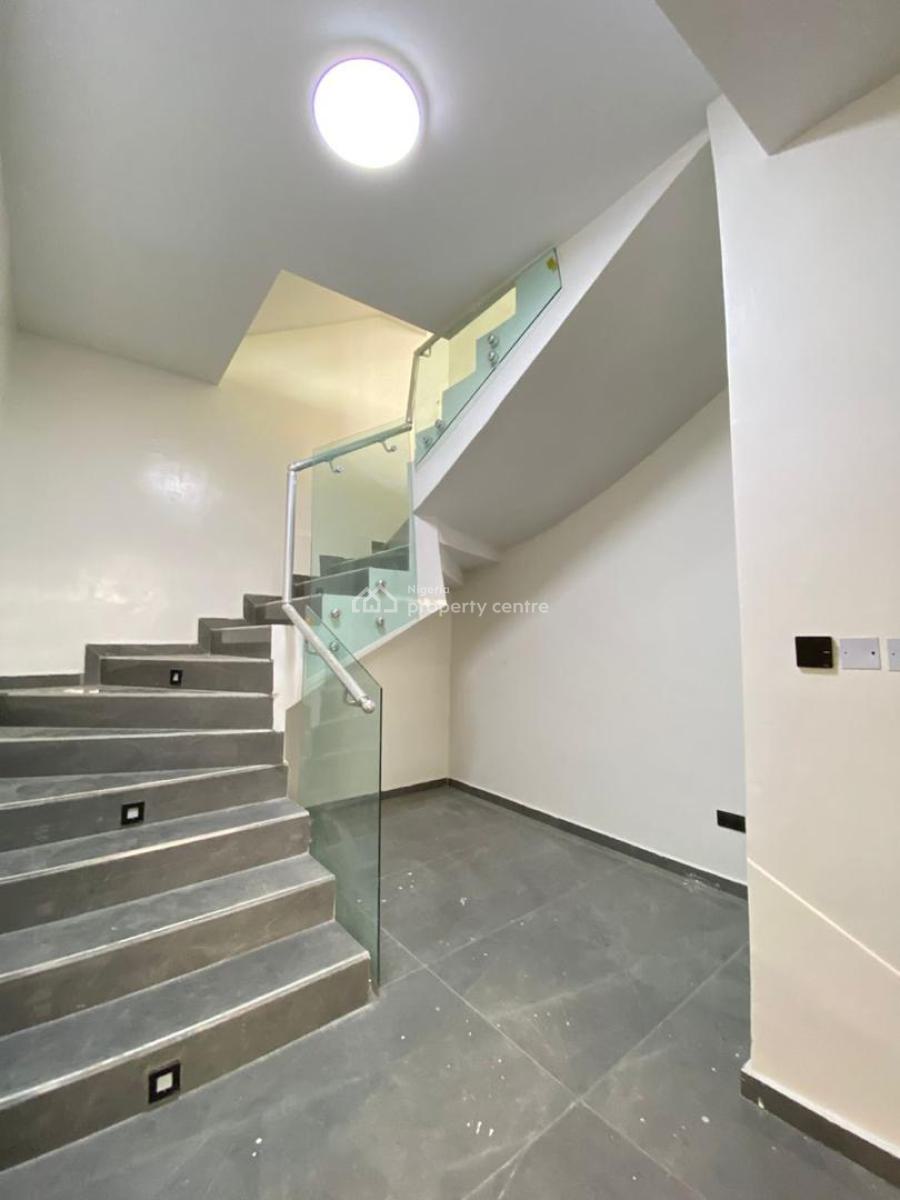 Impeccable 4bed Semi Detached Duplex in Terrace Duplex in Lekki Phase1, Lekki Phase 1,lekki ,lagos ,nigeria, Lekki Phase 1, Lekki, Lagos, Semi-detached Duplex for Sale