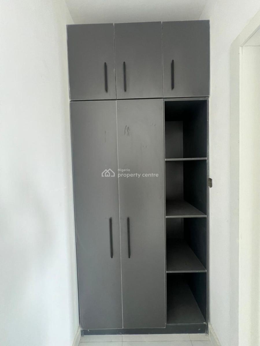 Most Sought After 3 Bedroom Apartment with Elevator and Rooftop Pool, Lekki Phase 1, Lekki, Lagos, Flat / Apartment for Sale