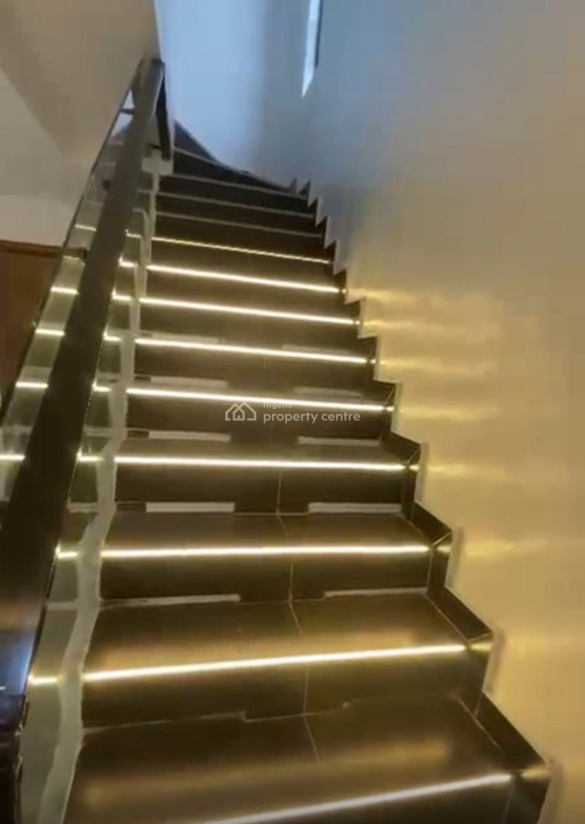 Corner Piece  4 Bedrooms Terraced Duplex, Ikota Gra, Ikota, Lekki, Lagos, Terraced Duplex for Sale