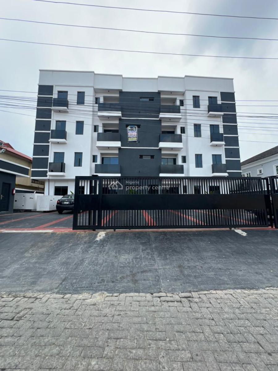 Very Serene 3 Bedroom Apartment with Elevator, Lekki Phase 1, Lekki, Lagos, Flat / Apartment for Sale