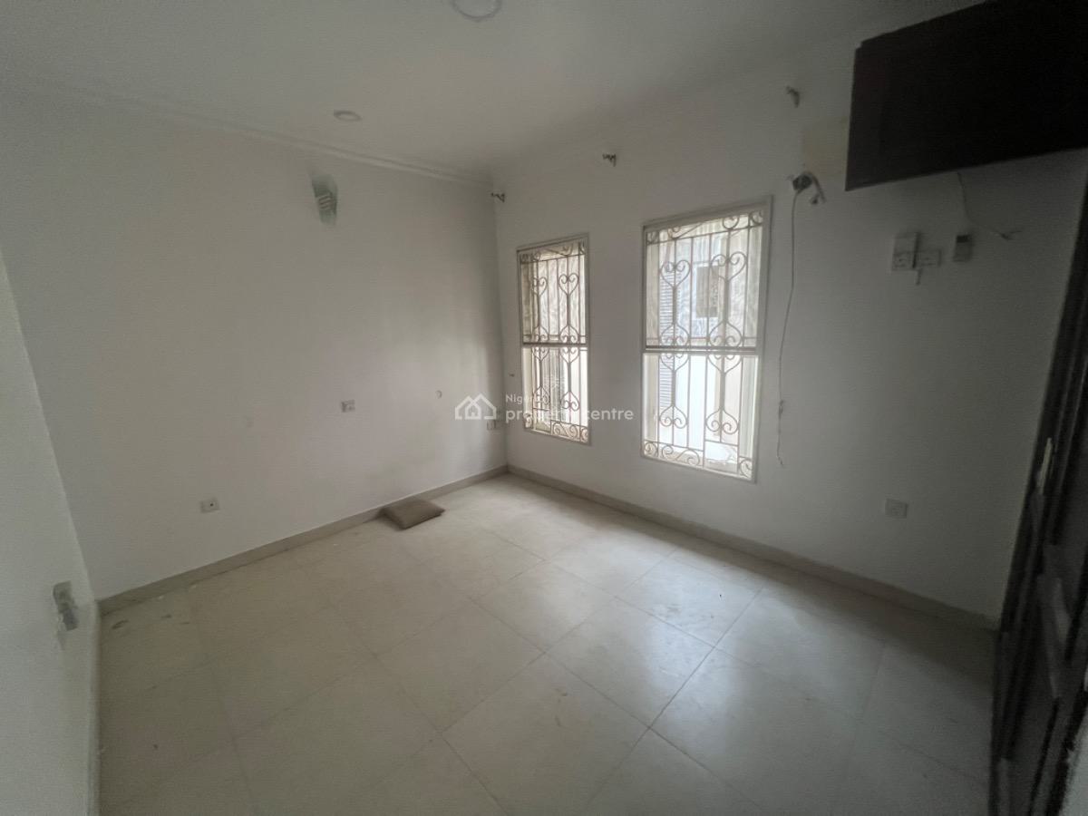 3 Bedrooms Apartment, Lekki Phase 1, Lekki, Lagos, Flat / Apartment for Rent