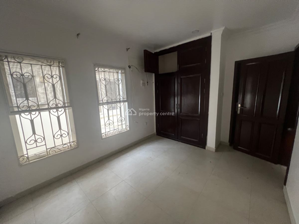 3 Bedrooms Apartment, Lekki Phase 1, Lekki, Lagos, Flat / Apartment for Rent