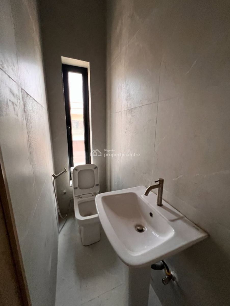 Well Finished & Exclusive 5 Bedrooms Terraced Duplex with Bq, Guzape District, Abuja, Terraced Duplex for Rent