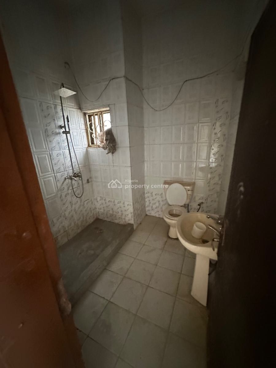a Spacious Room Self Contain Apartment in a Decent Neighborhood, 6th Avenue, Gwarinpa, Abuja, Self Contain (single Rooms) for Rent