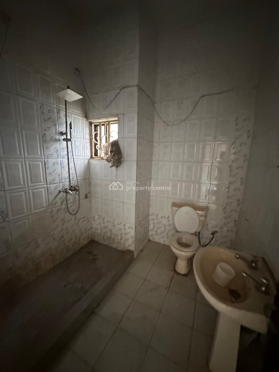 a Spacious Room Self Contain Apartment in a Decent Neighborhood, 6th Avenue, Gwarinpa, Abuja, Self Contain (single Rooms) for Rent