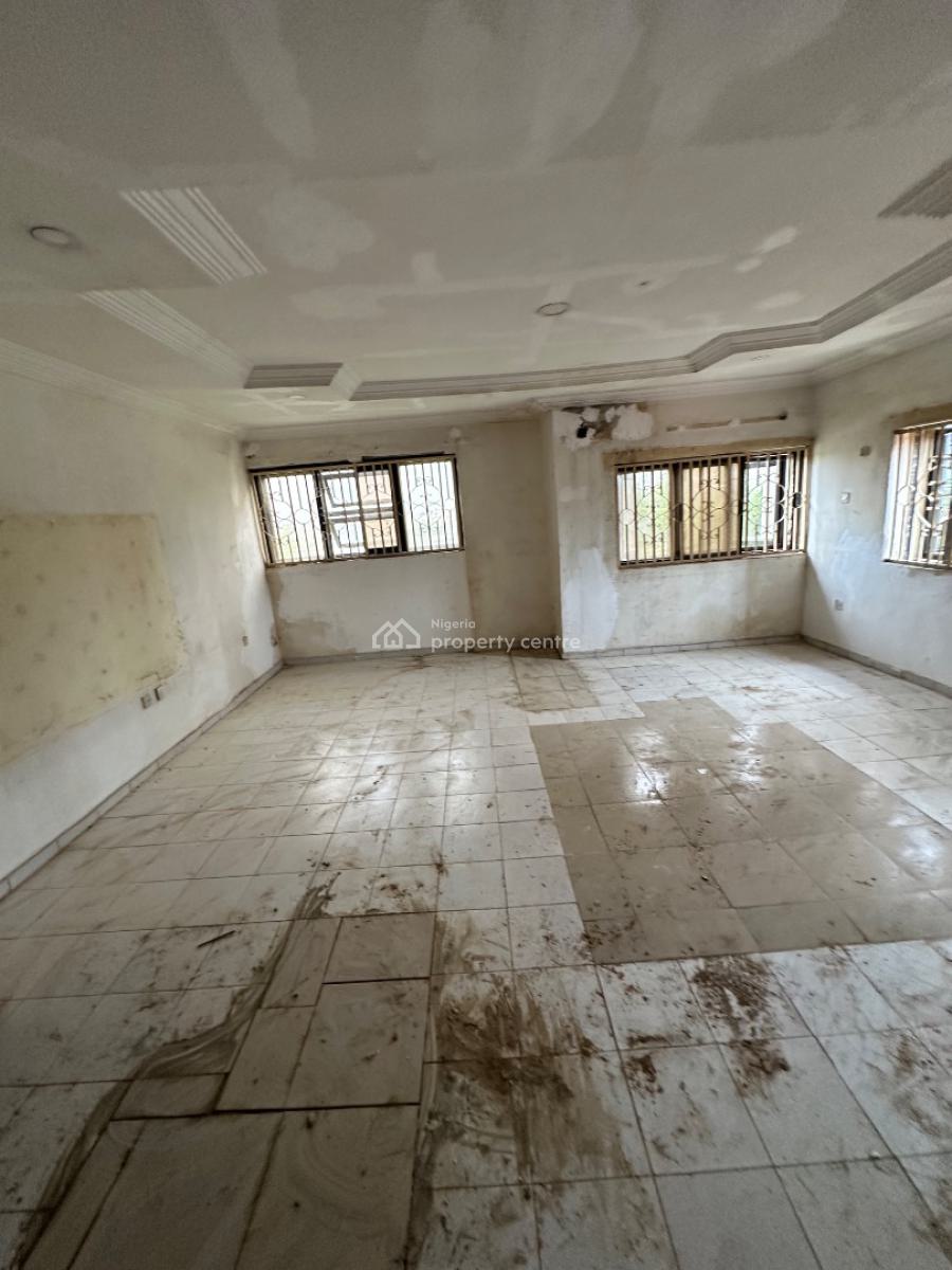 a Spacious Room Self Contain Apartment in a Decent Environment, 6th Avenue, Gwarinpa, Abuja, Self Contain (single Rooms) for Rent