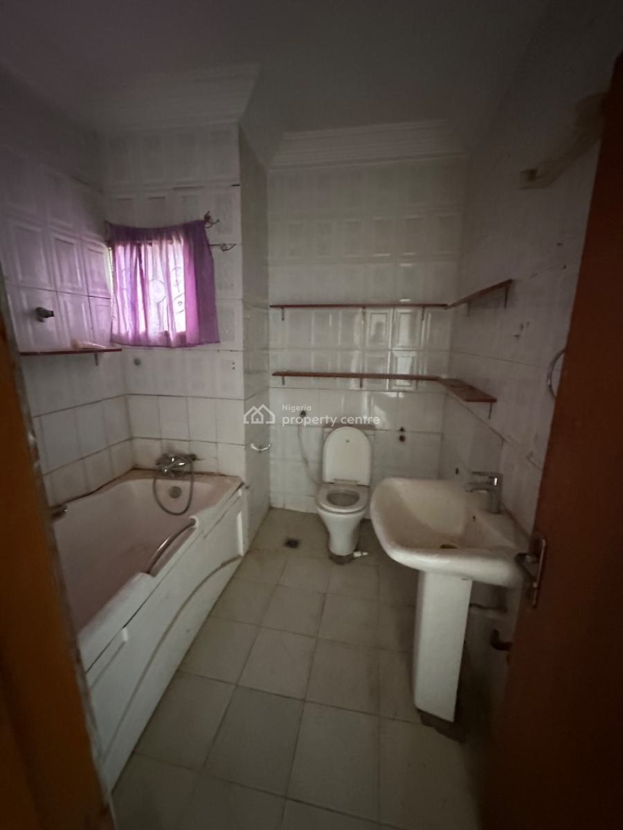a Spacious Room Self Contain Apartment in a Decent Environment, 6th Avenue, Gwarinpa, Abuja, Self Contain (single Rooms) for Rent