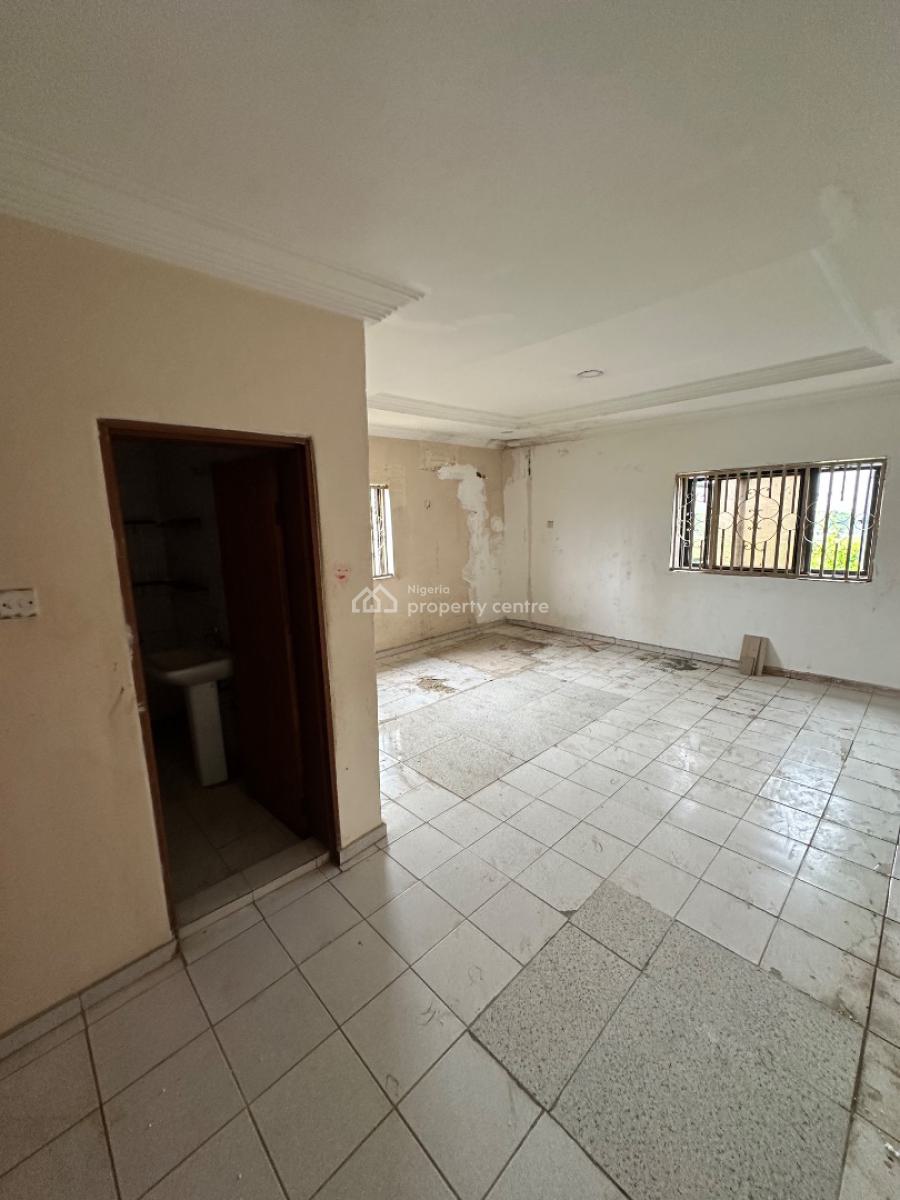 a Spacious Room Self Contain Apartment in a Decent Environment, 6th Avenue, Gwarinpa, Abuja, Self Contain (single Rooms) for Rent