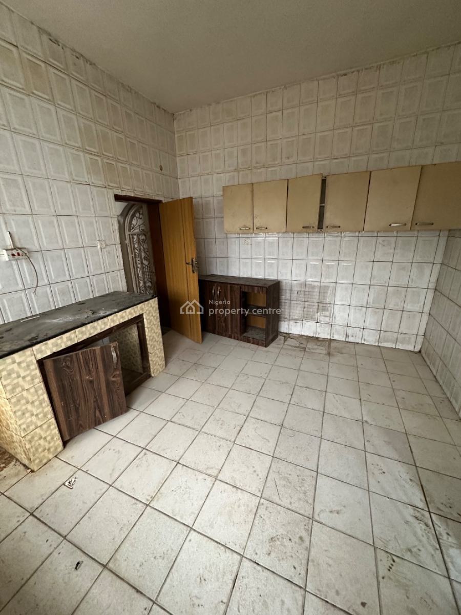 a Spacious Room Self Contain Apartment in a Decent Environment, 6th Avenue, Gwarinpa, Abuja, Self Contain (single Rooms) for Rent