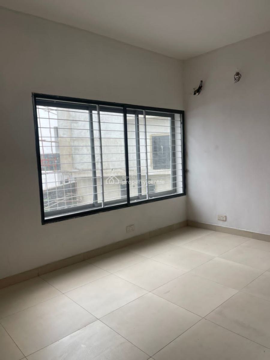 Luxury 4 Bedroom Terrace with Bq, U3 Estate,, Lekki Phase 1, Lekki, Lagos, Terraced Duplex for Sale