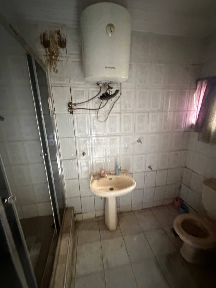 a Spacious One Room Self Contain Apartment in a Secured Neighborhood, 6th Avenue, Gwarinpa, Abuja, Self Contain (single Rooms) for Rent