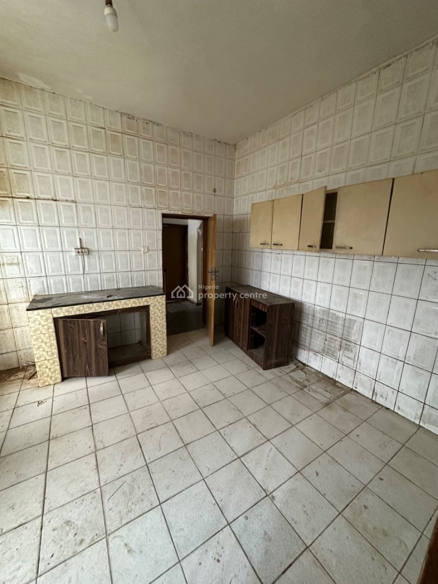 a Spacious One Room Self Contain Apartment in a Secured Neighborhood, 6th Avenue, Gwarinpa, Abuja, Self Contain (single Rooms) for Rent