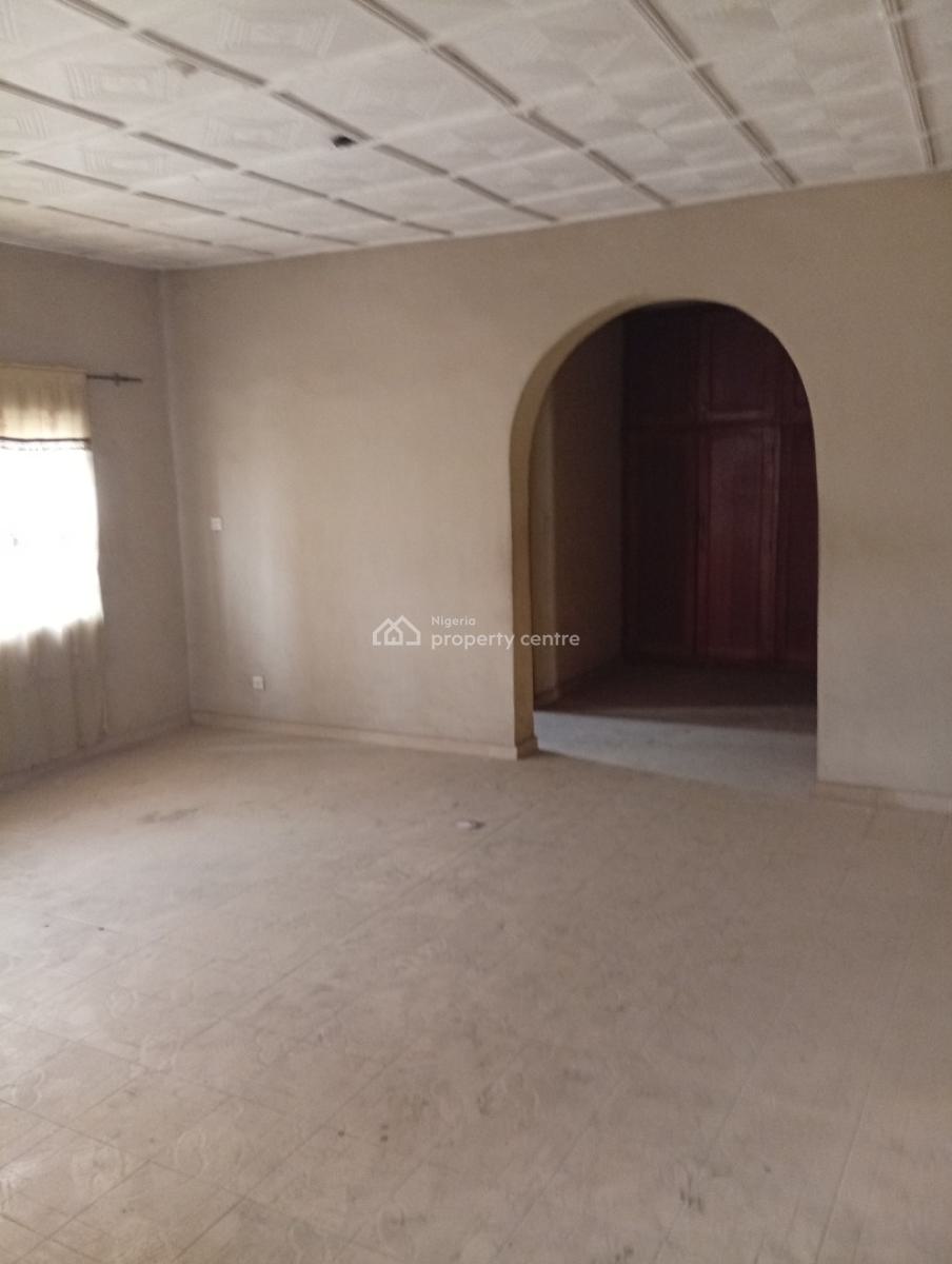 Massive 5 Bedrooms Semi Detached Duplex, Estaport Estate Gbagada, Gbagada, Lagos, Semi-detached Duplex for Sale