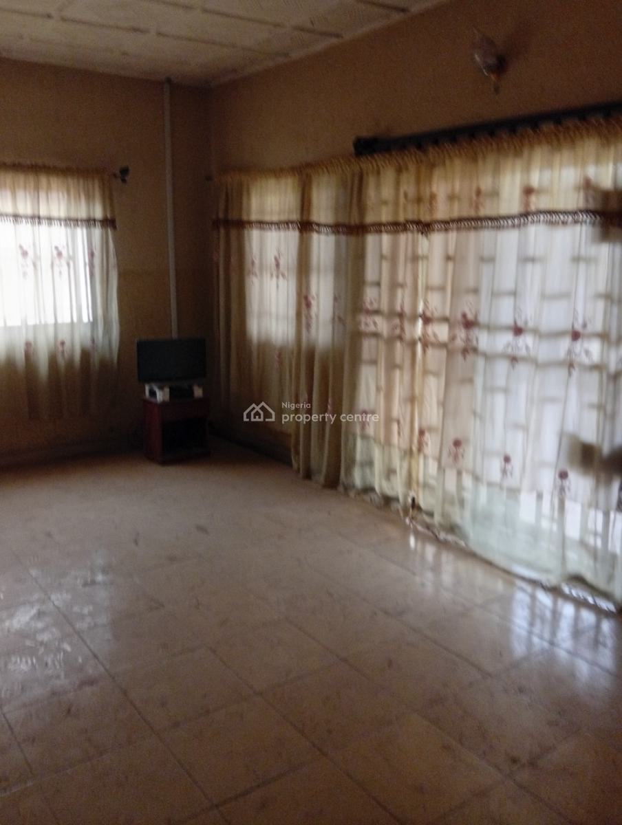 Massive 5 Bedrooms Semi Detached Duplex, Estaport Estate Gbagada, Gbagada, Lagos, Semi-detached Duplex for Sale