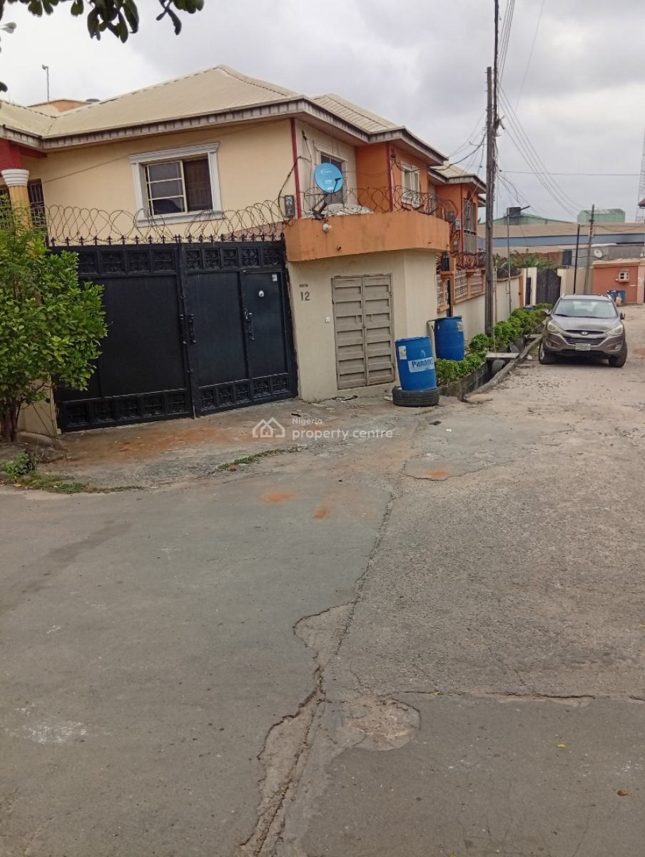 Block of 4 Flats of 3 Bedrooms Each, Medina Estate Gbagada, Gbagada, Lagos, Block of Flats for Sale