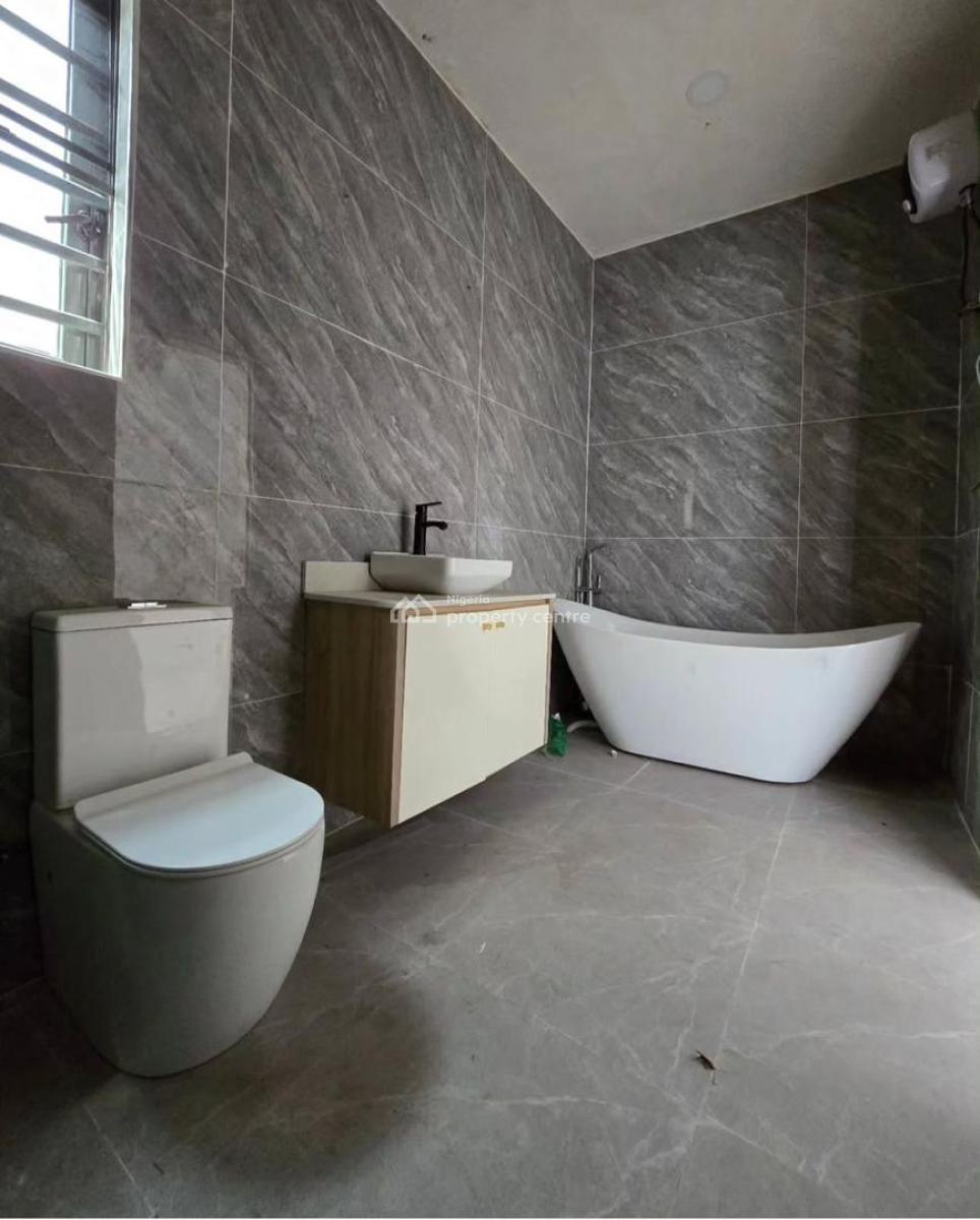Well Finished 5 Bedroom Semi-detached Duplex with a Bq, Lekki Phase 1, Lekki, Lagos, Semi-detached Duplex for Sale