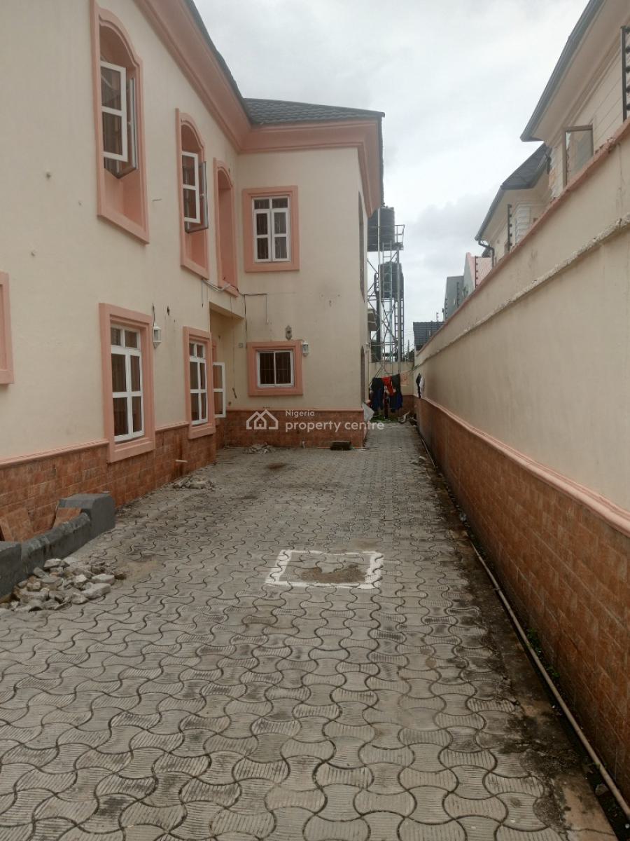 4 Bedrooms Semi Detached Duplex with Bq, Off Admiralty, Lekki Phase 1, Lekki, Lagos, Semi-detached Duplex for Rent