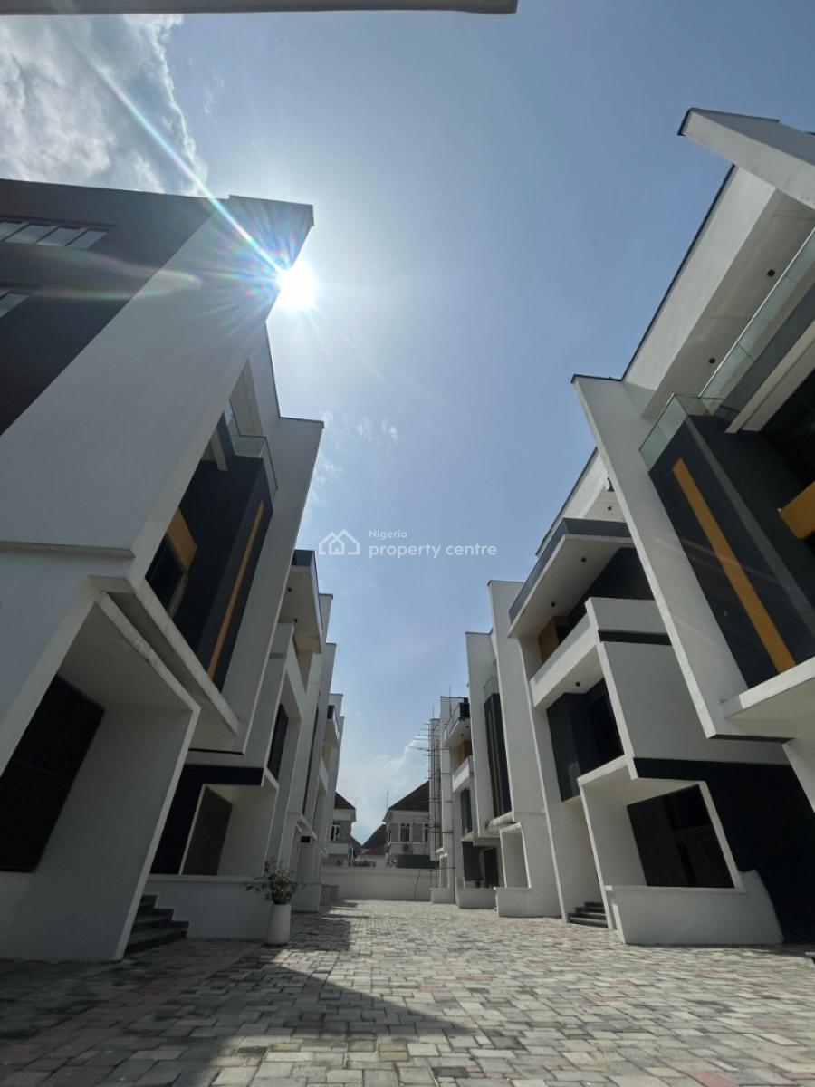 Spacious 4-bedroom Terrace Duplex Fully Serviced, Chevron, Lekki Lagos, Lekki, Lagos, Terraced Duplex for Sale