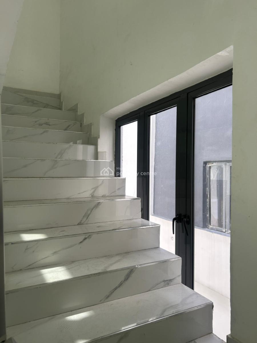 Spacious 4-bedroom Terrace Duplex Fully Serviced, Chevron, Lekki Lagos, Lekki, Lagos, Terraced Duplex for Sale