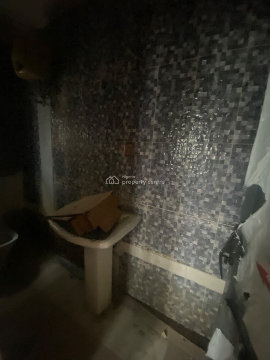 5 Units of Self Contained Room (renovation on Going), Muniru Estate, Ogombo, Ajah, Lagos, Self Contain (single Rooms) for Rent