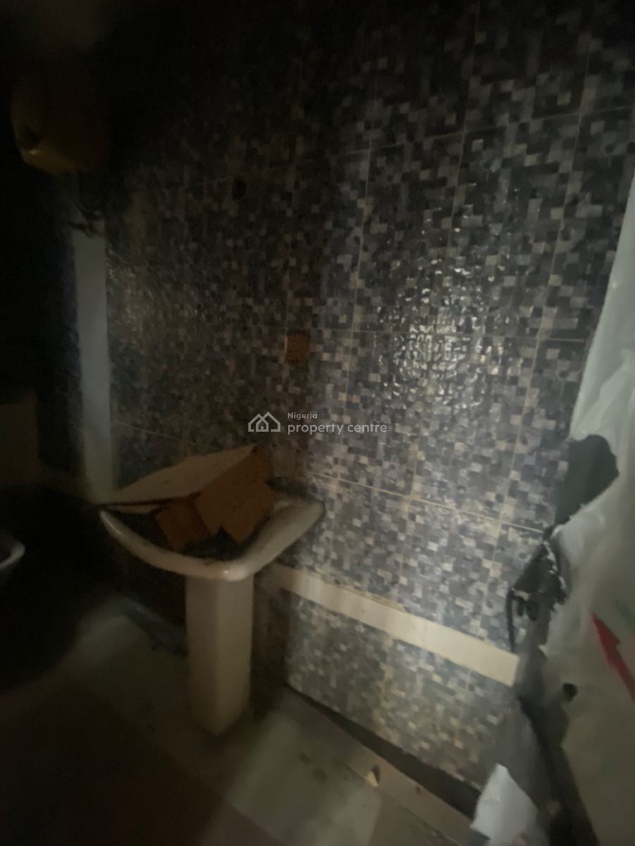 5 Units of Self Contained Room (renovation on Going), Muniru Estate, Ogombo, Ajah, Lagos, Self Contain (single Rooms) for Rent