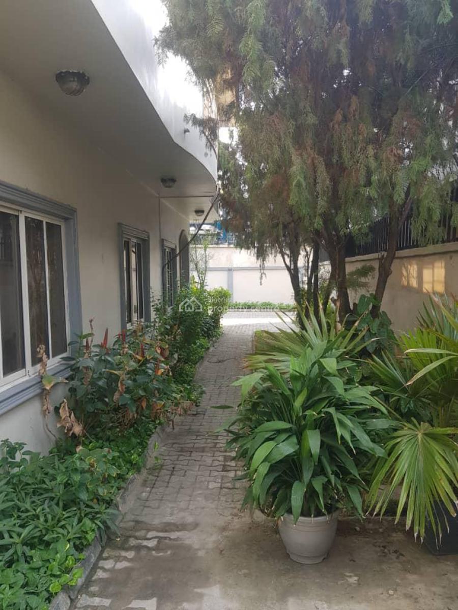Commercial/residential Property in Lekki Phase 1, Lekki Phase 1, Lekki, Lagos, Commercial Property for Rent