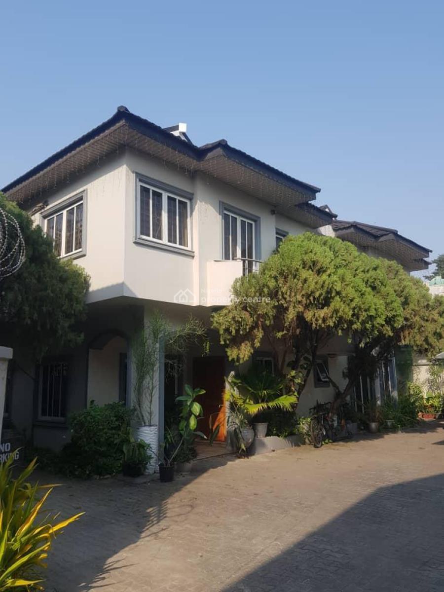 Commercial/residential Property in Lekki Phase 1, Lekki Phase 1, Lekki, Lagos, Commercial Property for Rent