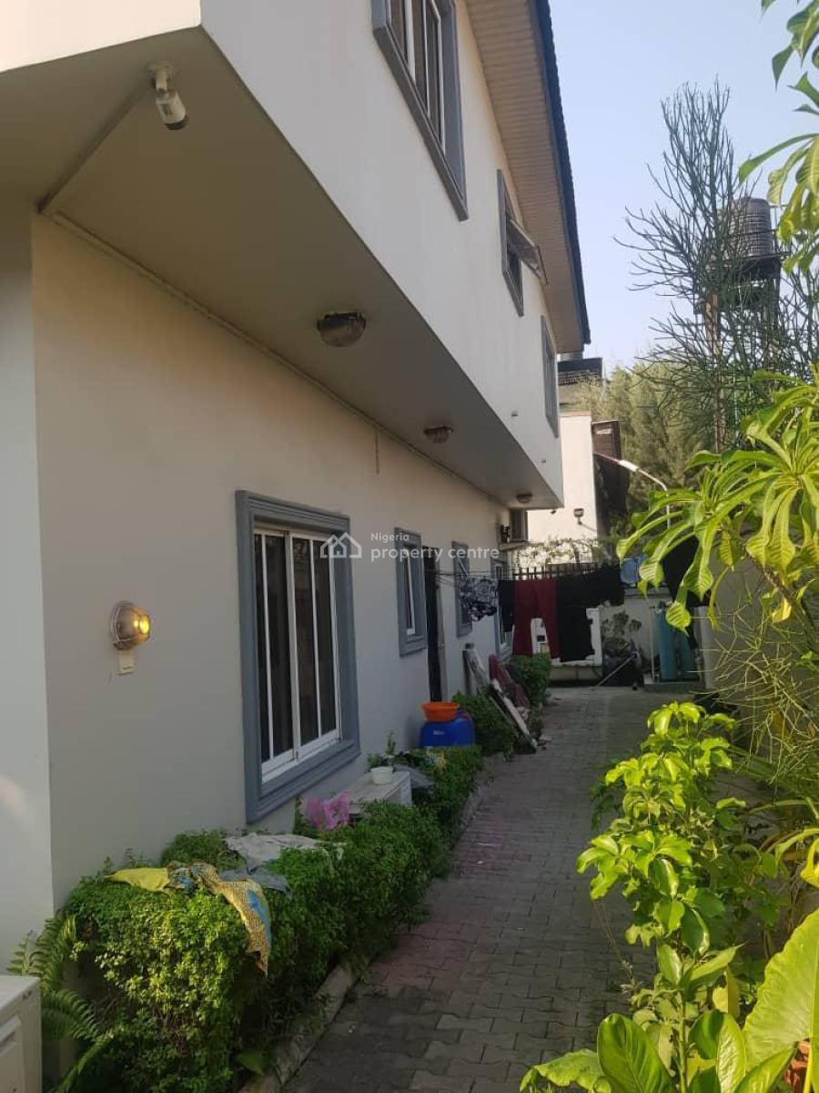 Commercial/residential Property in Lekki Phase 1, Lekki Phase 1, Lekki, Lagos, Commercial Property for Rent