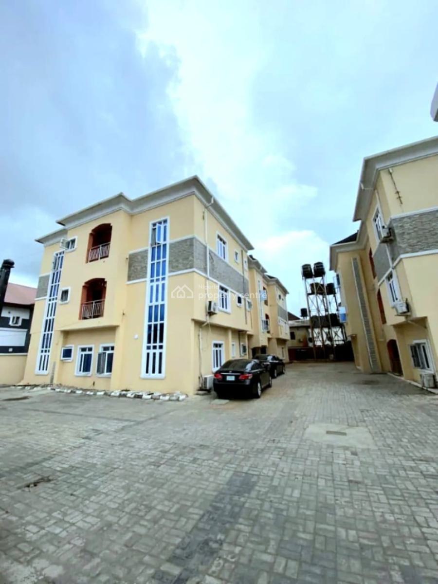 2 Bedroom Apartment in a Secured and Serene Estate (downstairs), Chevron, Lekki, Lagos, Flat / Apartment for Rent
