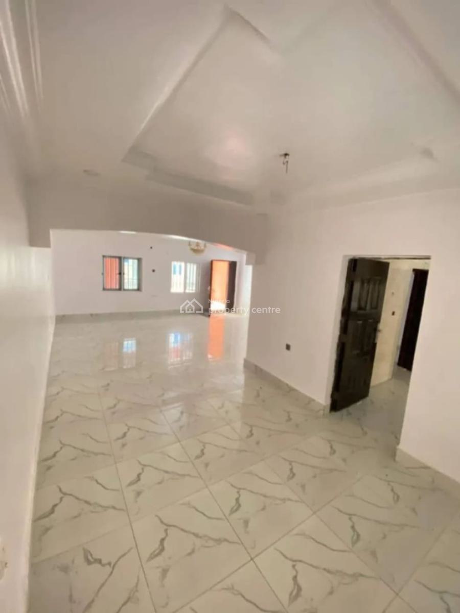 2 Bedroom Apartment in a Secured and Serene Estate (downstairs), Chevron, Lekki, Lagos, Flat / Apartment for Rent