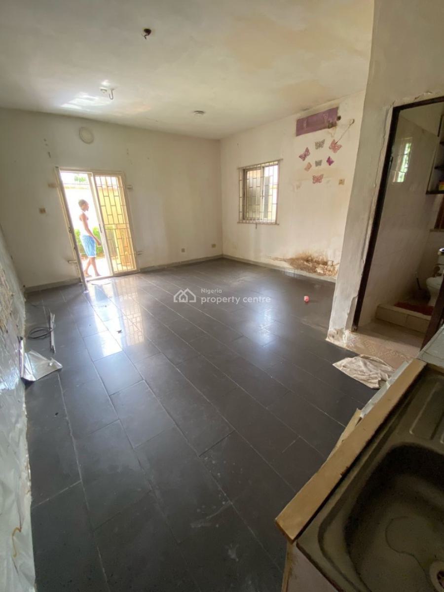 Selfcorn, Off Admiralty Way, Lekki, Lagos, Self Contain (single Rooms) for Rent