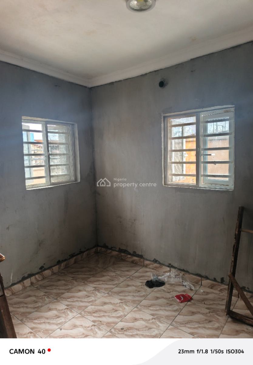 Mini Flats, Off Adeshina Road, Ijesha, Surulere, Lagos, Mini Flat (room and Parlour) for Rent