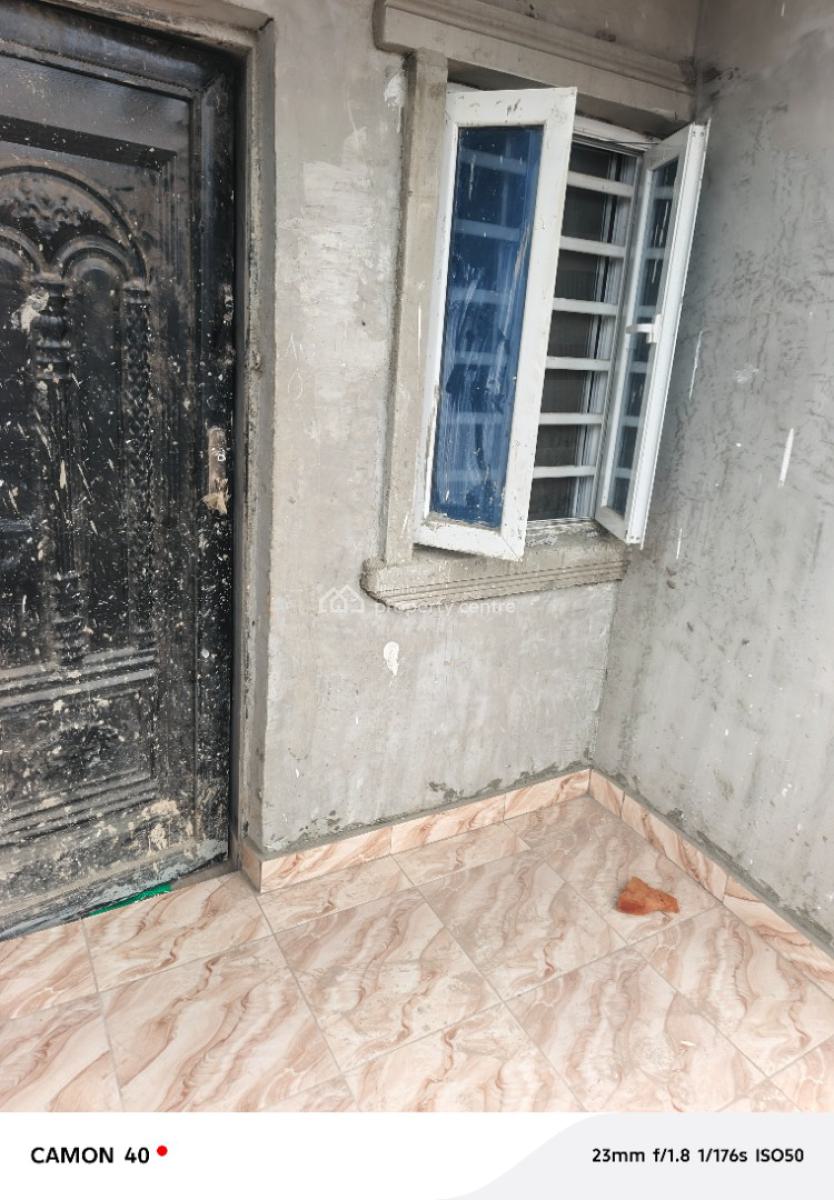 Mini Flats, Off Adeshina Road, Ijesha, Surulere, Lagos, Mini Flat (room and Parlour) for Rent