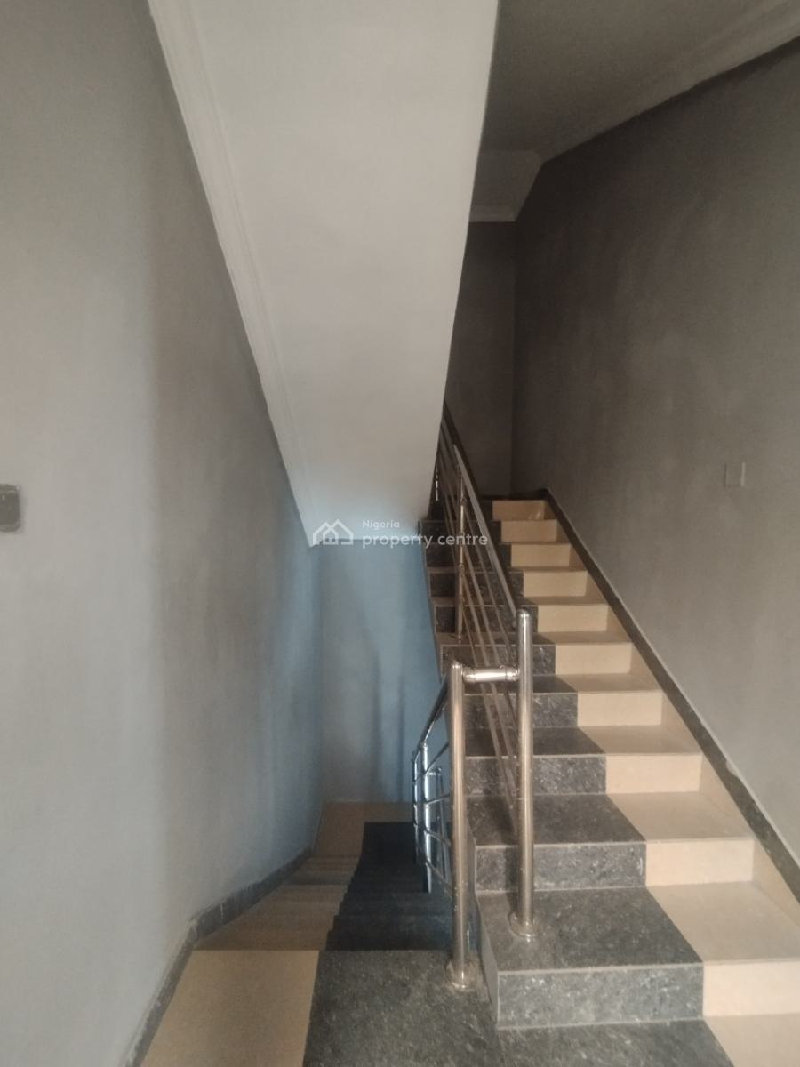 Spacious Massive Luxury Minflat Bedroom, Secure Estate Ikate Lagos, Lekki, Lagos, Mini Flat (room and Parlour) for Rent