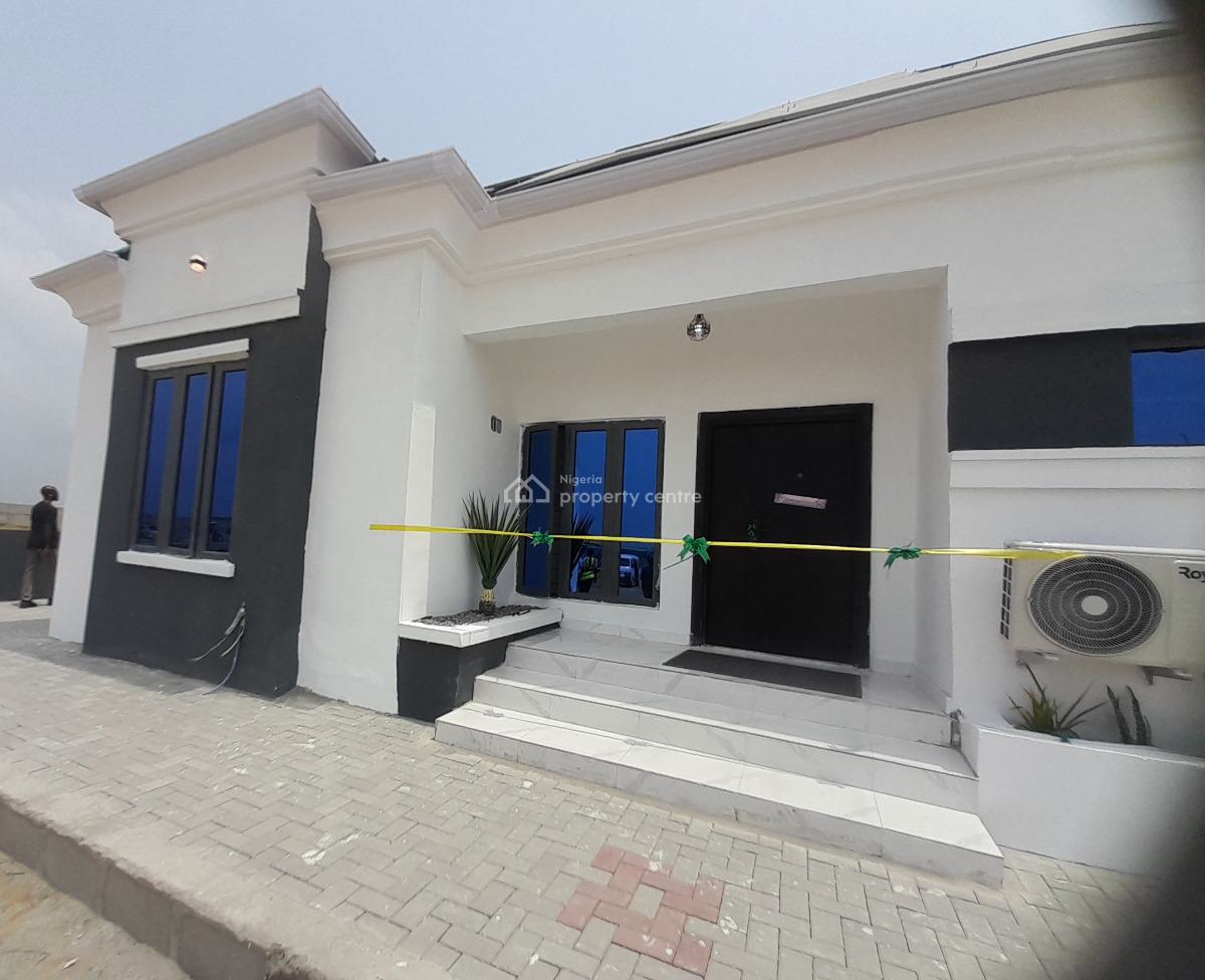 3 Bedroom Fully-detached Bungalows with Pool in Eleko, Ibeju-lekki Lag, Eleko, Lekki Expressway, Lekki, Lagos, Detached Bungalow for Sale
