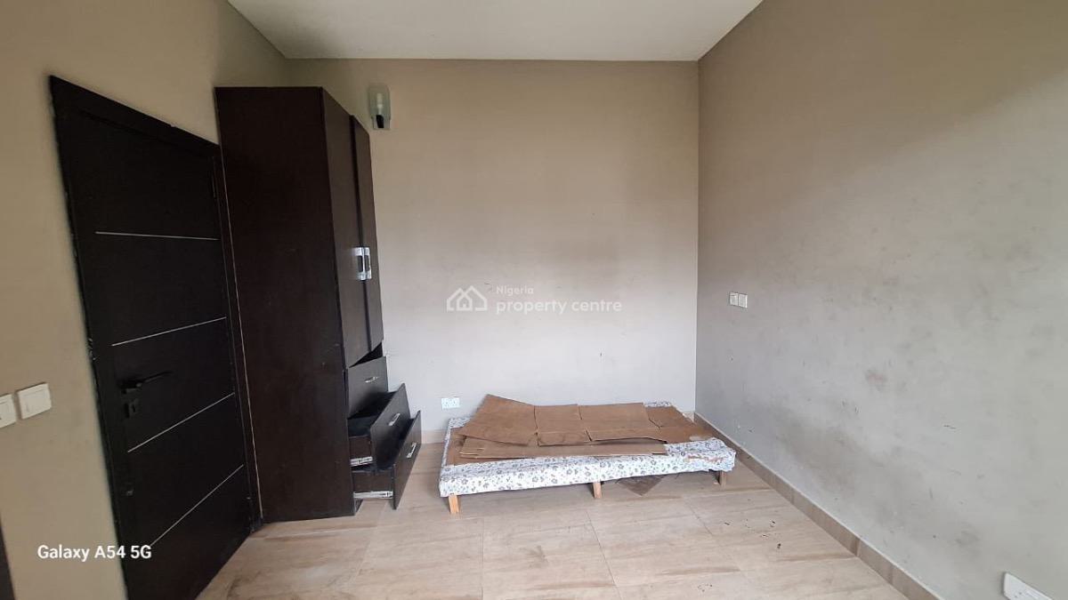 Tastefully Built Well Mentained Fully Serviced 3bed Apartment with Bq, Agungi,lekki ,lagos ,nigeria, Agungi, Lekki, Lagos, Flat / Apartment for Rent