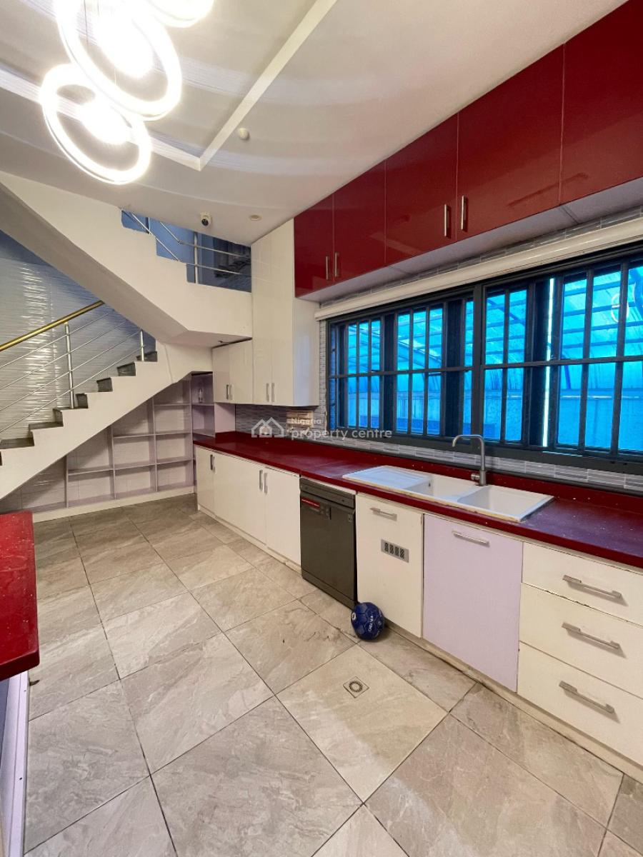 7 Bedroom Duplex with 2 Rooms Bq and Swimming Pool, Pinnock Beach Estate, Osapa Lekki Lagos, Osapa, Lekki, Lagos, Detached Duplex for Sale