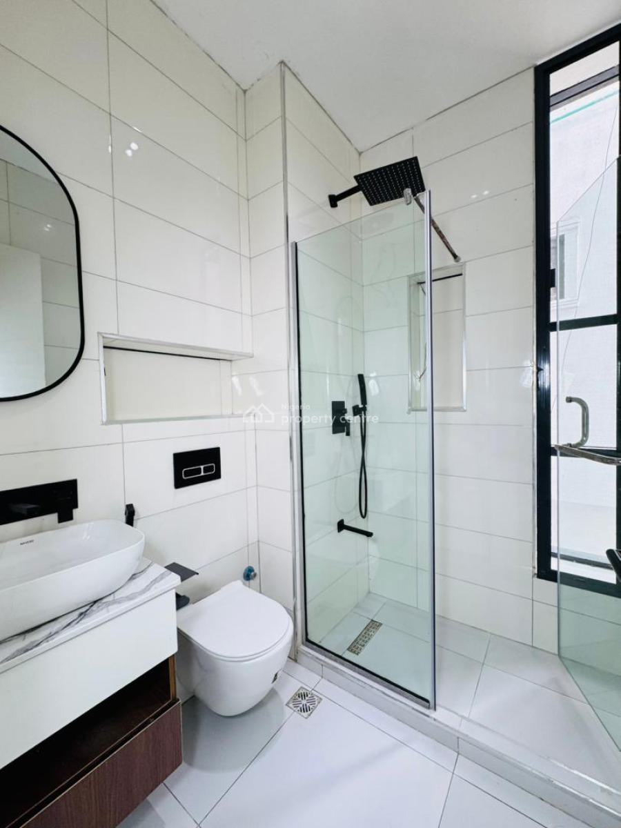 Affordable  Luxury 2 Bedroom Apartments with 24hrs Power, Pool & Gym., Ologolo, Lekki, Lagos, Flat / Apartment for Sale