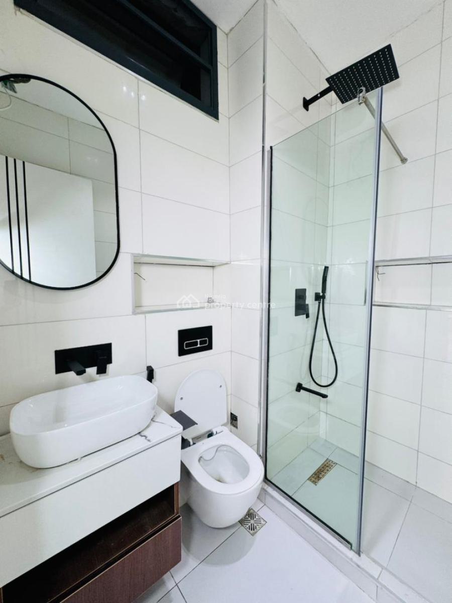 Affordable  Luxury 2 Bedroom Apartments with 24hrs Power, Pool & Gym., Ologolo, Lekki, Lagos, Flat / Apartment for Sale