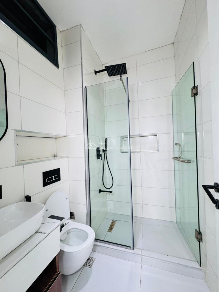 Affordable  Luxury 2 Bedroom Apartments with 24hrs Power, Pool & Gym., Ologolo, Lekki, Lagos, Flat / Apartment for Sale