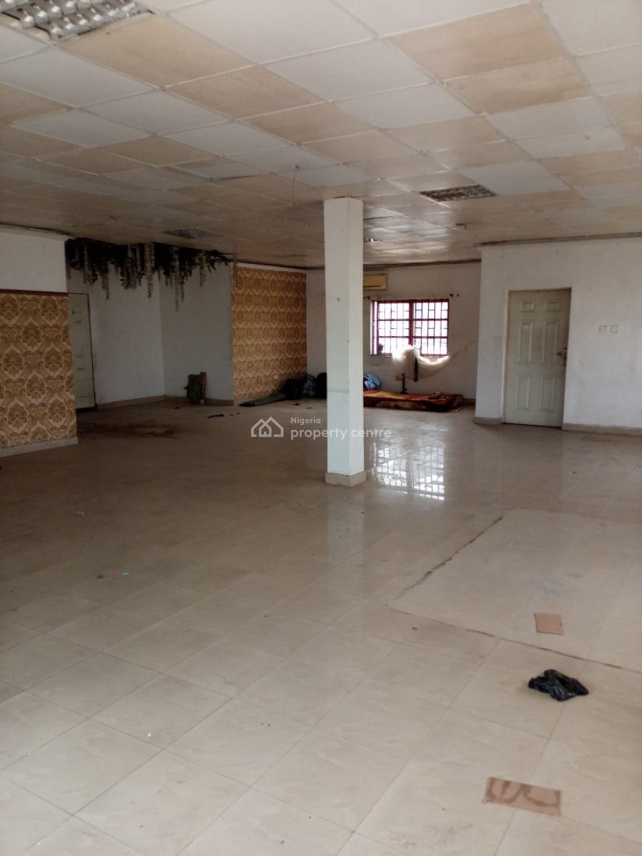 110sqm Large Space, Chevron, Lekki, Lagos, Office Space for Rent