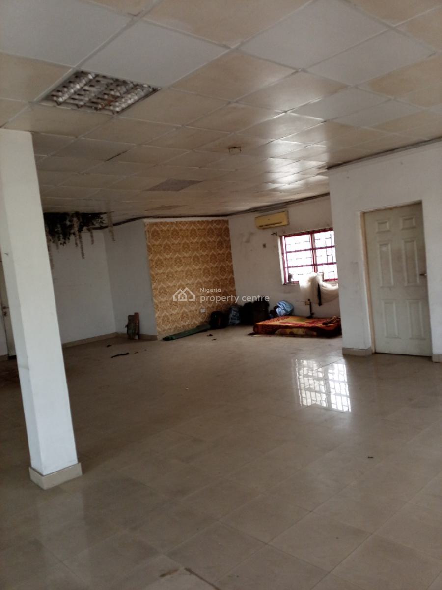 110sqm Large Space, Chevron, Lekki, Lagos, Office Space for Rent