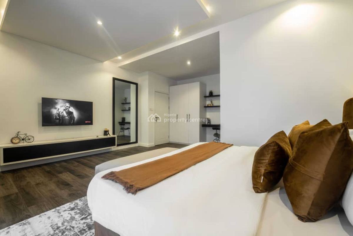 Luxury Two Bedroom with Excellent Features, Lekki Phase 1, Lekki, Lagos, Flat / Apartment Short Let